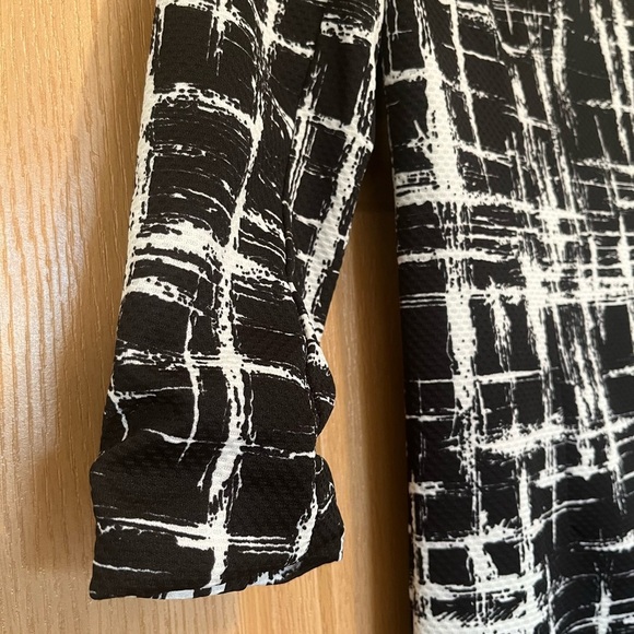 Angeleye London Black and White Mod Print Dress - Picture 2 of 13